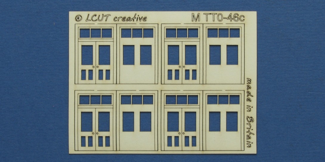 M TT0-46c TT:120 kit of 4 double doors with square transom type 1 Kit of 4 double doors with square transom type 1. Designed in 2 layers with an outer frame/margin. Made from 0.35mm paper.
